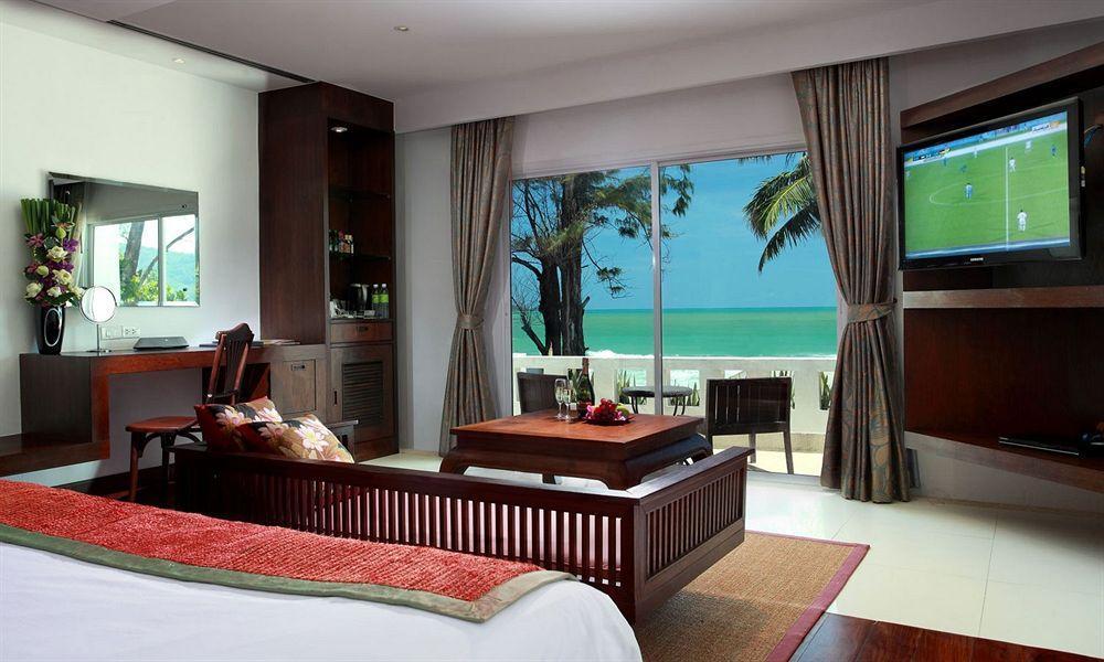 Safari Beach Hotel Patong Exterior photo